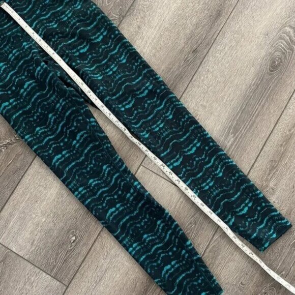 FABLETICS Define MId-Rise Activewear Legging Sz XXS - Picture 5 of 5